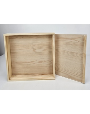 DISMA CAJA MADERA PINO CON TAPA PARA ALBUM 37X37X4 CM 